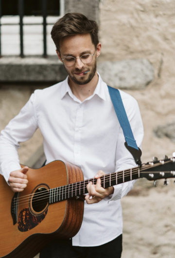 Gitarrist Sektempfang