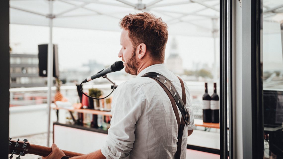 MISTER LOOP Sektempfang